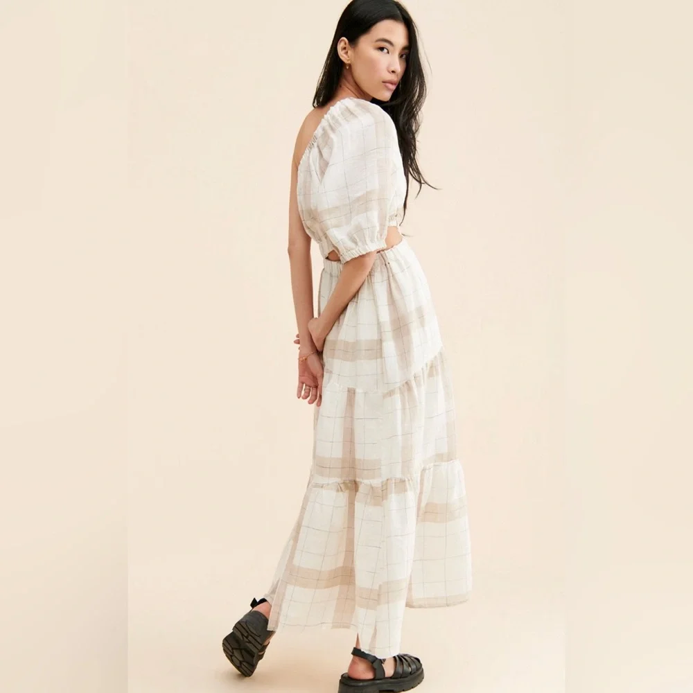 Anthropologie Audrey Maxi Dress
Little Lies - Picture 2 of 7